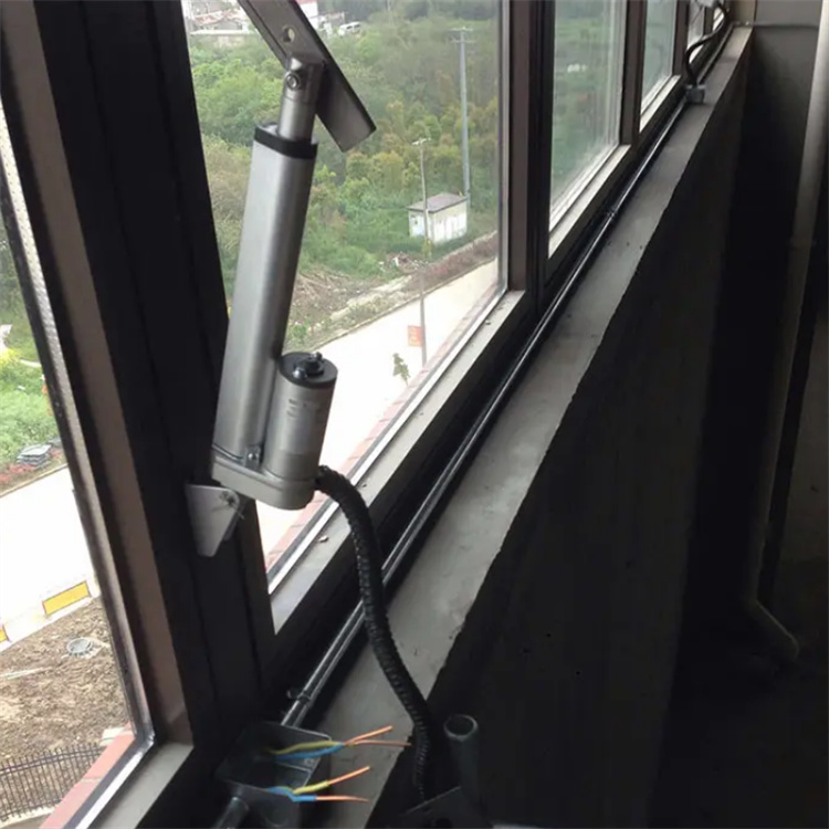 寧波東天智能設(shè)備電動(dòng)推桿式開(kāi)窗器